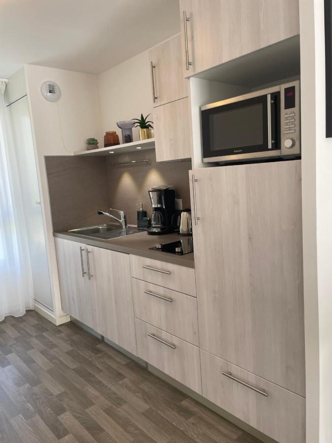 Domitys Les Tourmalines Aparthotel Carpentras ภายนอก รูปภาพ